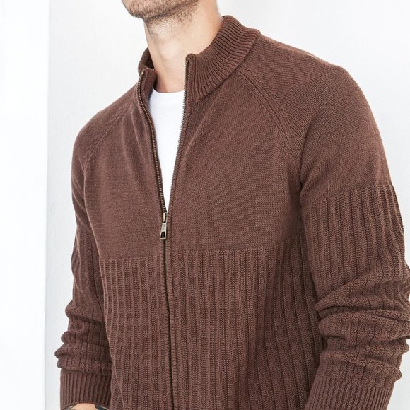 Men's Zip Up Sweater BLACK (MYK-004) - Picture 2 of 4